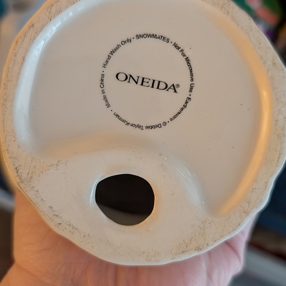 Oneida Cream Holiday Decor Snowman - Picture 2 of 4